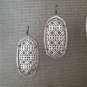 Kendra scott earrings